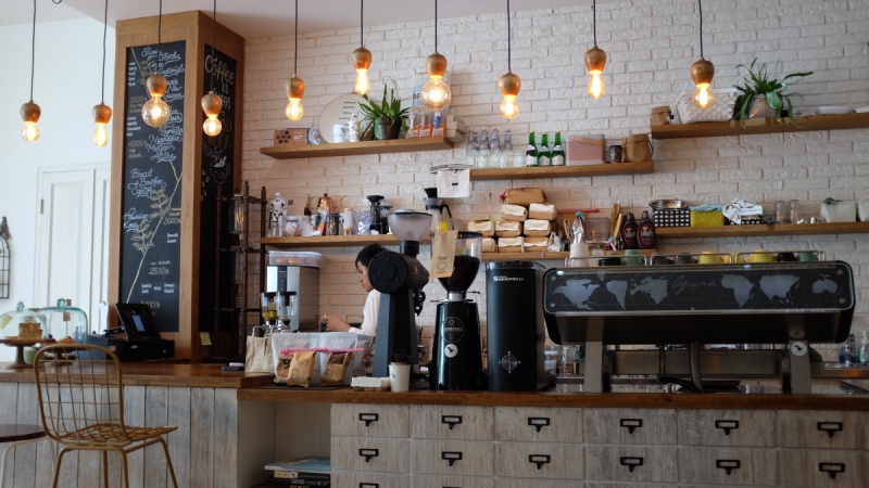 boutique-BAUDUEN-min_coffee_shop_light_cafe_coffee_shop-32620